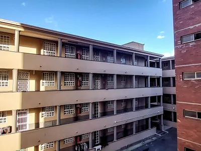 1.5 Bedroom Apartment To Rent in Durban - vIhT.webp