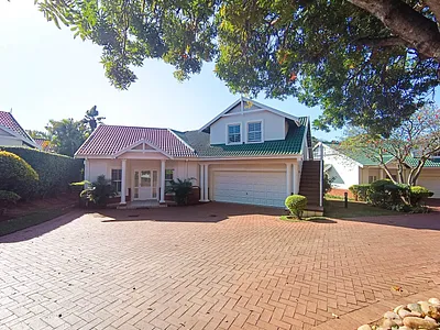 4 Bedroom Townhouse For Sale in Mount Edgecombe - s34A.webp