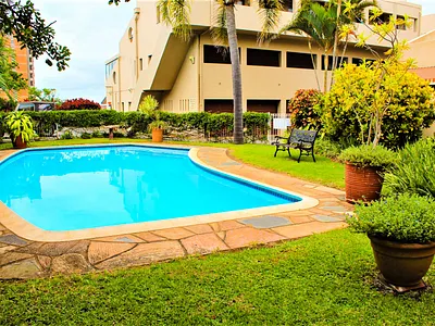 2 Bedroom Apartment For Sale in Umhlanga - EMlS.webp