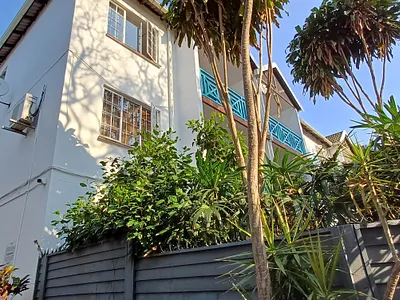 2 Bedroom Apartment For Sale in Durban - u2Ca.webp