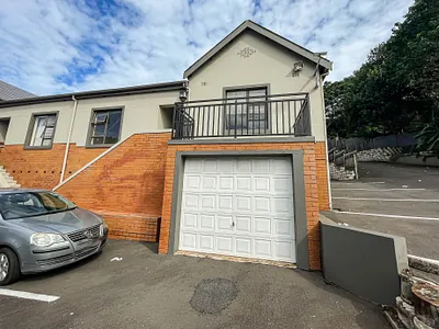 3 Bedroom Townhouse To Rent in Durban North - img