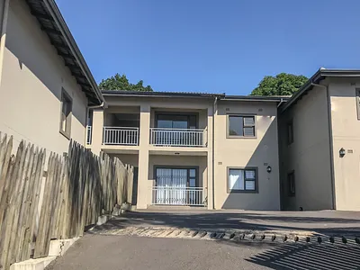 2 Bedroom Apartment To Rent in Durban North - img