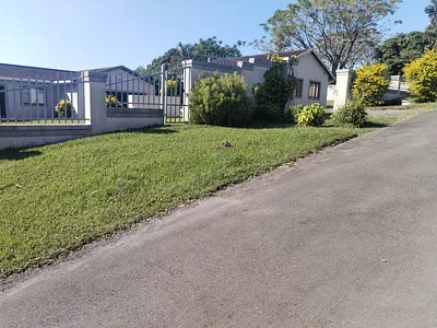 3 Bedroom House For Sale in Darnall - zB3D.webp