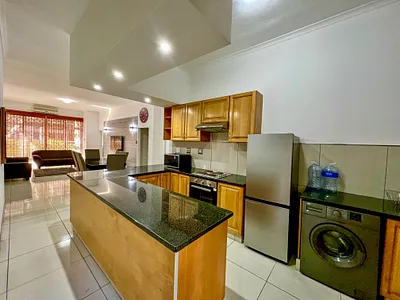 3 Bedroom Apartment To Rent in Umhlanga - BIns.webp