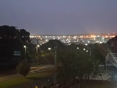 5 Bedroom House For Sale in Durban - 8zeN.webp