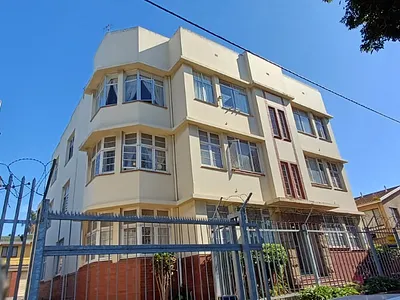2 Bedroom Apartment For Sale in Durban - 8Pk8.webp
