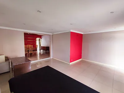 3 Bedroom Apartment For Sale in Phoenix - fxkG.webp