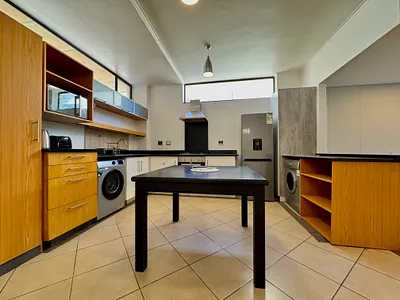 2 Bedroom Apartment For Sale in Umhlanga - nshN.webp