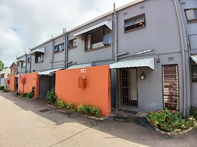 3 Bedroom Apartment For Sale in Durban - cXbs.webp