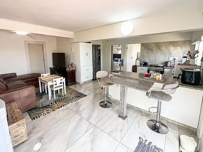 2 Bedroom Apartment To Rent in Durban North - img