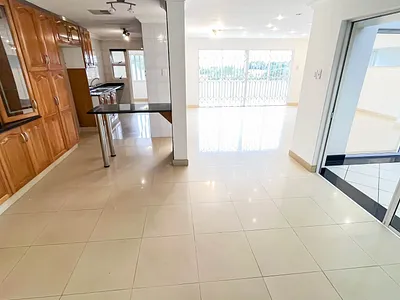 3 Bedroom Townhouse To Rent in Durban North - img