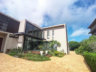 4 Bedroom House To Rent in Umhlanga - zXGB.webp