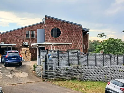 4 Bedroom House For Sale in Durban - 6go4.webp