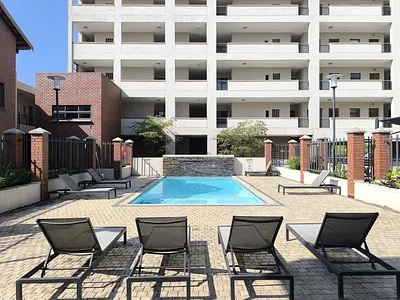 1 Bedroom Apartment For Sale in Umhlanga - NsiY.webp