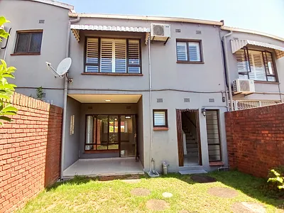 2 Bedroom Apartment For Sale in Durban - UtpO.webp