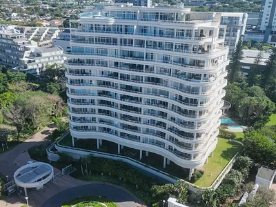 3 Bedroom Apartment For Sale in Umhlanga - Fd5M.webp