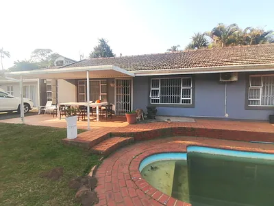 3 Bedroom House For Sale in Tongaat - TS9U.webp