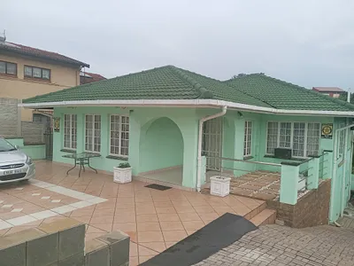 4 Bedroom House For Sale in Durban - GjH7.webp