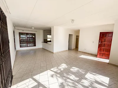 3 Bedroom House To Rent in Umhlanga - NIxb.webp