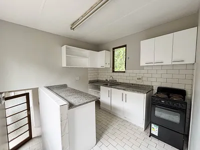 1 Bedroom Apartment To Rent in Durban North - YBJ8.webp