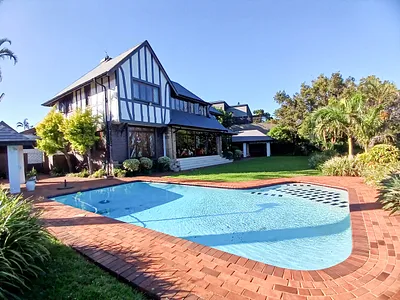 6 Bedroom House For Sale in Durban - 3Izm.webp
