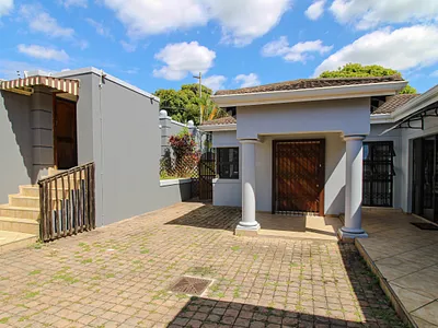 3 Bedroom House To Rent in Durban North - img