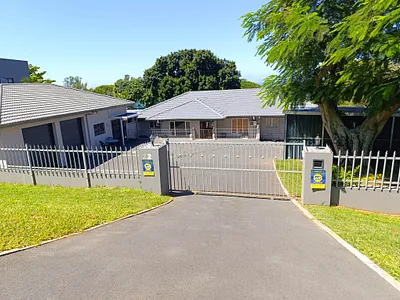 4 Bedroom House For Sale in Umhlanga - KBHi.webp