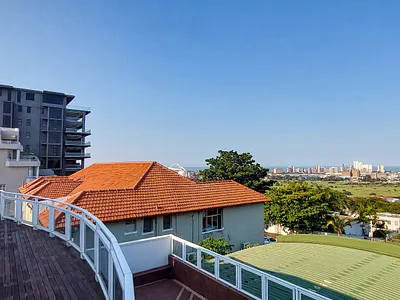 4 Bedroom Townhouse To Rent in Durban - k1Op.webp