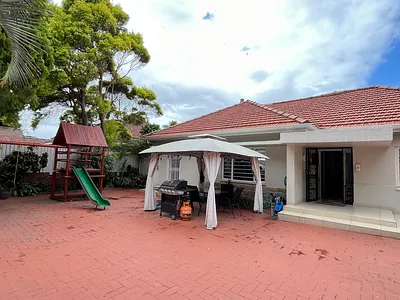 3 Bedroom House For Sale in Durban North - rVSU.webp