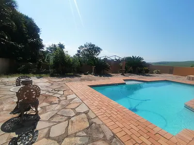 5 Bedroom House For Sale in Tongaat - 6oni.webp