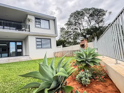 3 Bedroom Apartment To Rent in Durban North - OIII.webp