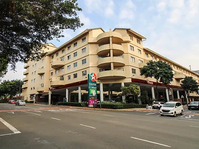 3 Bedroom Apartment For Sale in Umhlanga - sy7I.webp