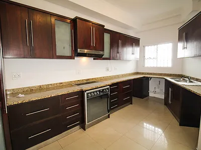 4 Bedroom Apartment To Rent in Umhlanga - v9Ip.webp
