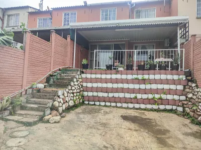 3 Bedroom Apartment To Rent in Phoenix - g5k2.webp
