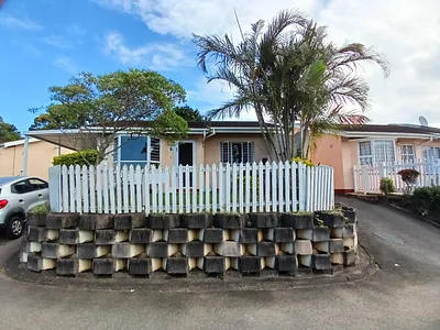 2 Bedroom Townhouse For Sale in Durban - EysQ.webp