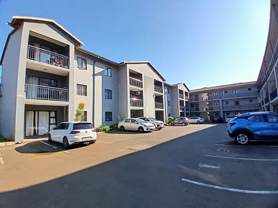 2 Bedroom Apartment For Sale in Durban - qCvC.webp