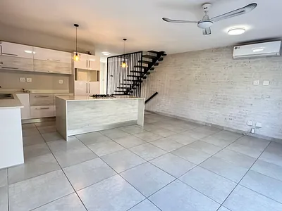 4 Bedroom Apartment To Rent in Durban North - pCTi.webp