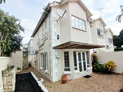 3 Bedroom Townhouse For Sale in Durban - jWG5.webp