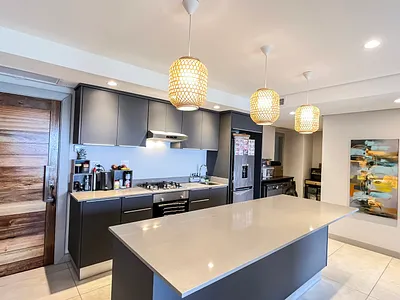 2 Bedroom Apartment To Rent in Umhlanga - d2qQ.webp