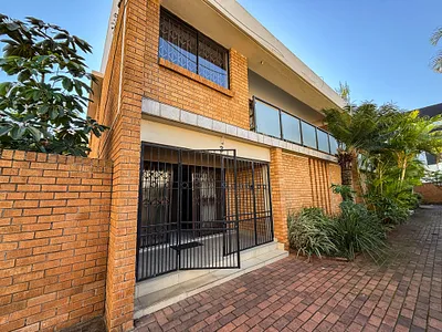 3 Bedroom Apartment To Rent in Durban - img