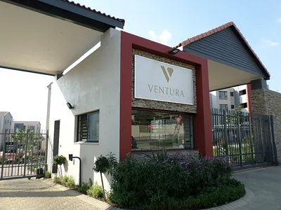 3 Bedroom Apartment To Rent in Sandton - 16M5.webp