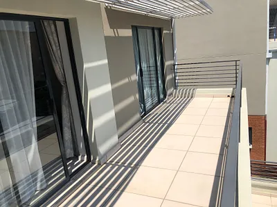2 Bedroom Apartment For Sale in Sandton - img