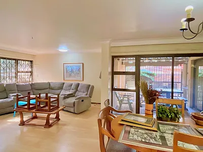 3 Bedroom Townhouse For Sale in Pretoria - YU3h.webp