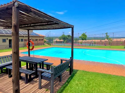 2 Bedroom Townhouse For Sale in Pretoria - img