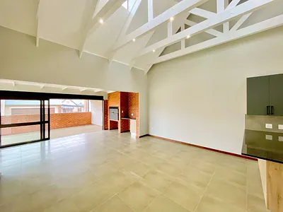 3 Bedroom Townhouse For Sale in Pretoria - img