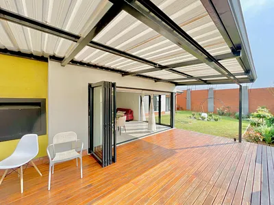 4 Bedroom Townhouse For Sale in Centurion - img