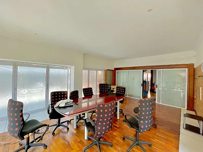 8 Bedroom House For Sale in Pretoria - img