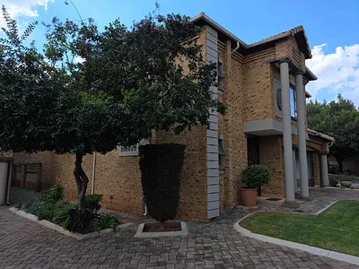 4 Bedroom House To Rent in Pretoria - CgaU.webp
