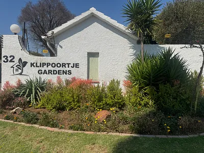 3 Bedroom Apartment For Sale in Germiston - Zgum.webp