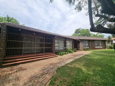 4 Bedroom House For Sale in Germiston - sTKm.webp